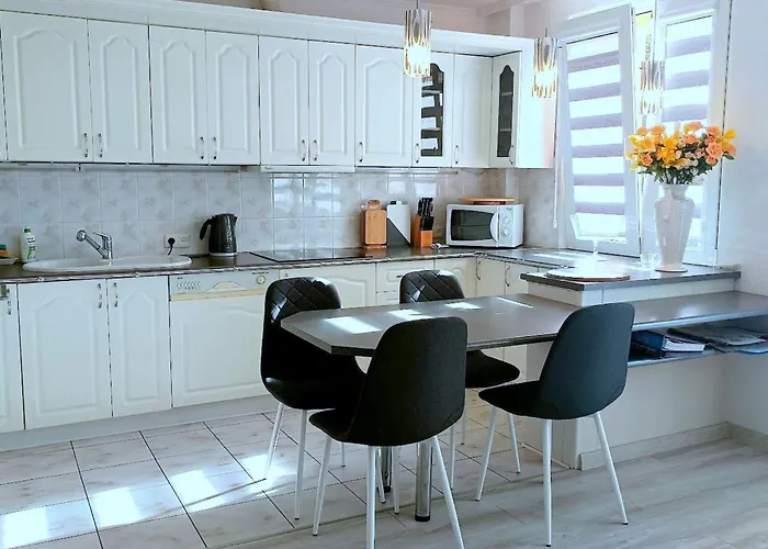 Lägenhet In Nowe Mit Garten By Interhome Kołobrzeg