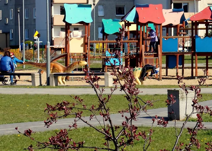 In Nowe Mit Garten By Interhome *