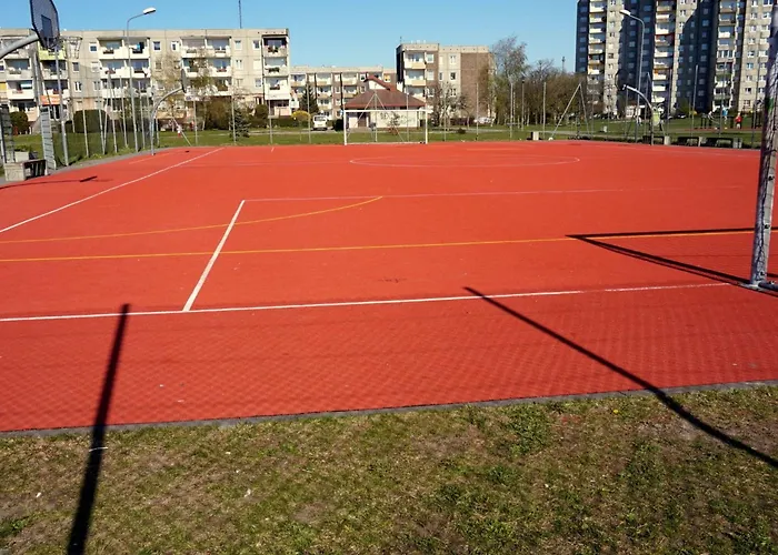 In Nowe Mit Garten By Interhome