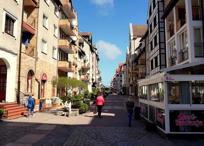 In Nowe Mit Garten By Interhome *